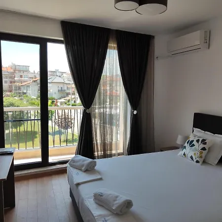 Marina Sarafovo ブルガス