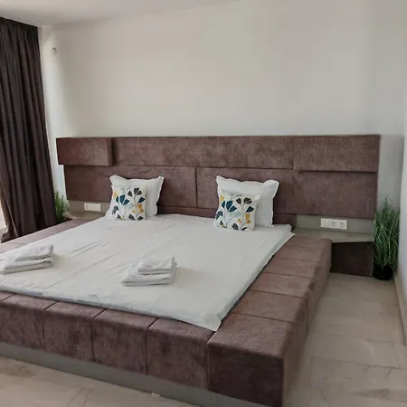 Marina Sarafovo 3*